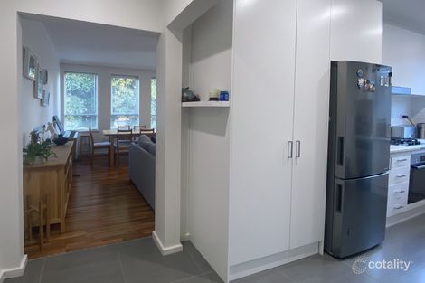 Property photo of 2/5 Rosedale Avenue Glen Huntly VIC 3163