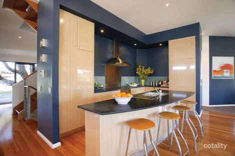 Property photo of 18 Endeavour Drive Avoca Beach NSW 2251