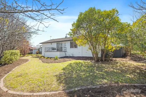 Property photo of 26 Fitchett Street Garran ACT 2605