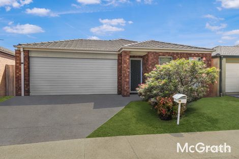 Property photo of 10 Fatham Drive Wyndham Vale VIC 3024
