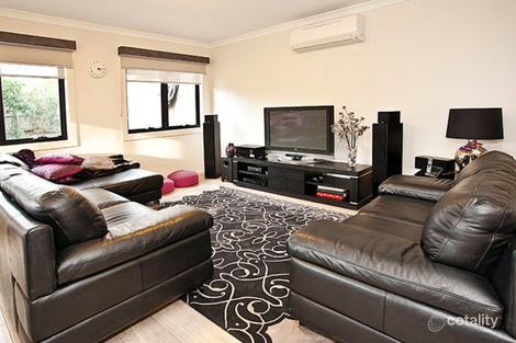 Property photo of 2/5 Green Avenue Mulgrave VIC 3170