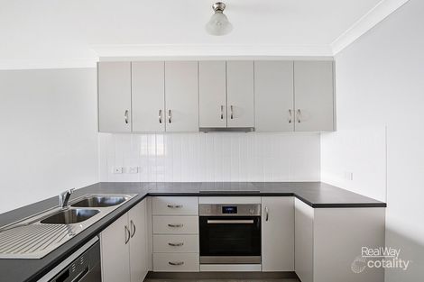 Property photo of 23 Cinnamon Drive Glenvale QLD 4350