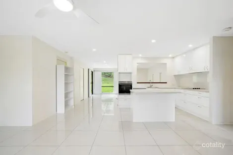Property photo of 8 Cherokee Crescent Mudgeeraba QLD 4213