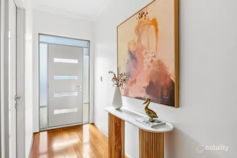 Property photo of 13 Darbyshire Drive Subiaco WA 6008