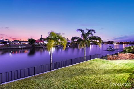 Property photo of 8 Angus Court Benowa QLD 4217