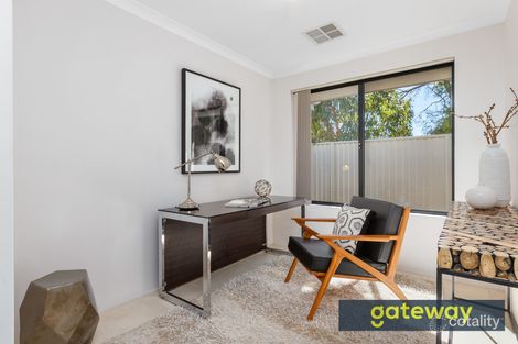 Property photo of 38 Wanderer Parkway Baldivis WA 6171