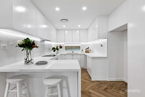 7 Adelong Cl, Emu Plains, NSW 2750