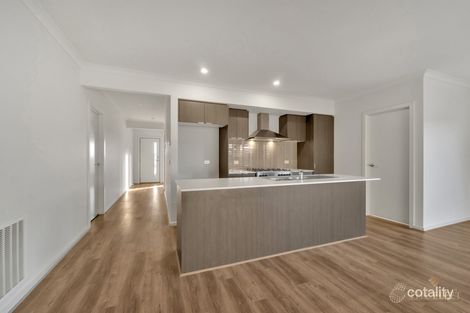 Property photo of 1 Calvante Way Tarneit VIC 3029