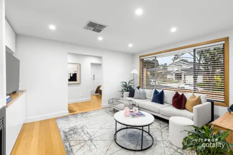 Property photo of 101 Valley Crescent Glenroy VIC 3046