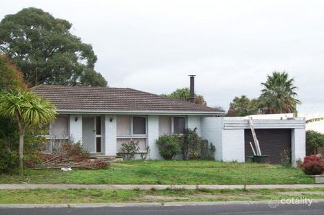 4 Isaac Smith Cres, Endeavour Hills, VIC 3802