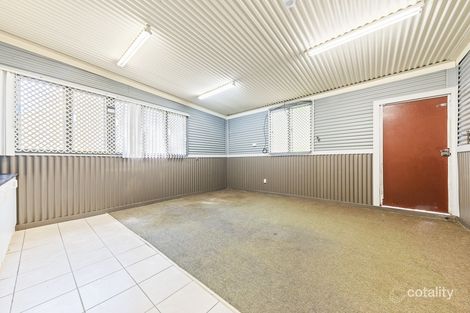 Property photo of 17 Brisbane Road Redbank QLD 4301
