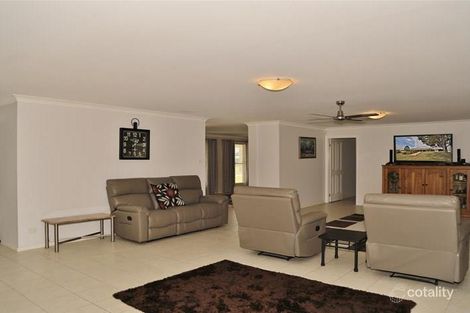 56 Forbes Cres, Heddon Greta, NSW 2321