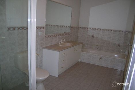 Property photo of 15 Eric Avenue Mordialloc VIC 3195