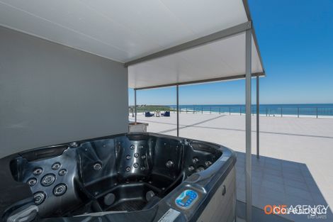 Property photo of 404/1 Mawson Close Caves Beach NSW 2281