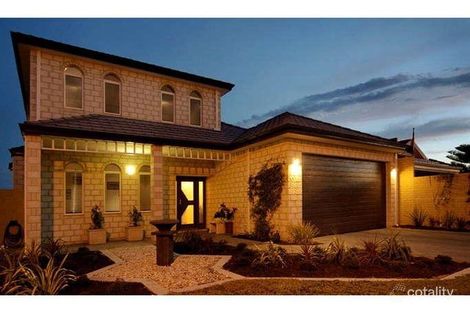 Property photo of 107 Westview Parade Wannanup WA 6210
