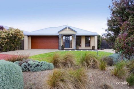 11 Coral St, Torquay, VIC 3228