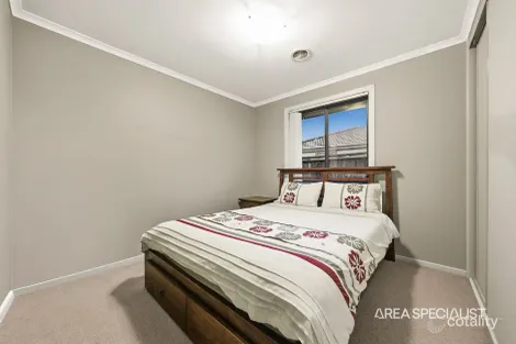 Property photo of 6 Poa Link Wyndham Vale VIC 3024