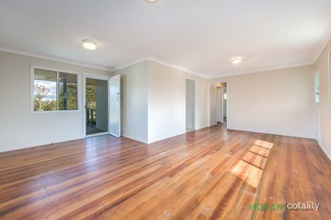 Property photo of 33 Grevillea Drive Varsity Lakes QLD 4227