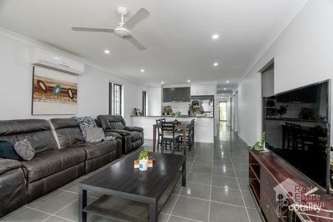 Property photo of 14 Willow Circuit Yarrabilba QLD 4207