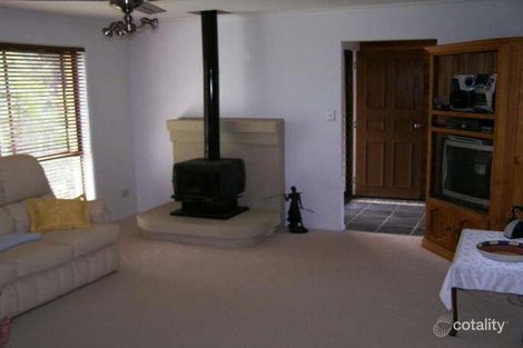 Property photo of 8 Ellora Court Rosemount QLD 4560