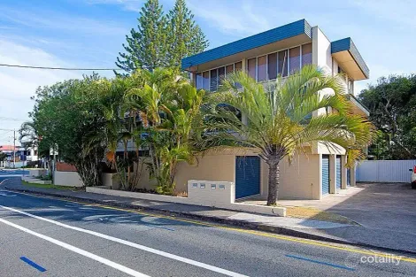 Property photo of 3/3 Seashell Avenue Mermaid Beach QLD 4218