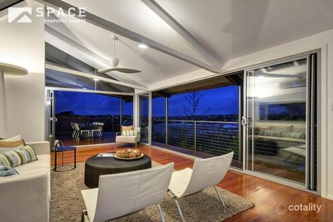 Property photo of 8 Mackellar Street Teneriffe QLD 4005