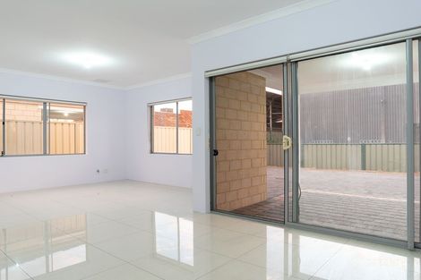 Property photo of 43 Derisleigh Street Cannington WA 6107