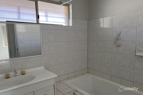 Property photo of 2/6 Canterbury Terrace Meadow Springs WA 6210