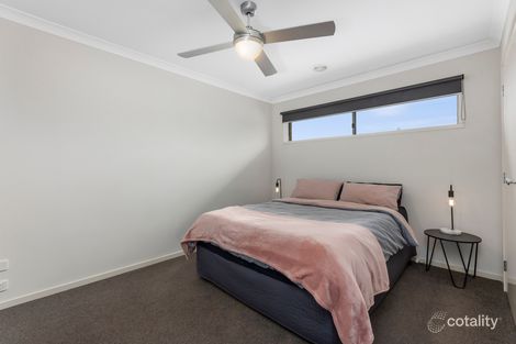 Property photo of 19 Malbec Loop Waurn Ponds VIC 3216