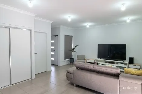Property photo of 2/11 Graham Road Carrum VIC 3197