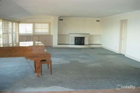 Property photo of 15 Lauderdale Avenue Fairlight NSW 2094