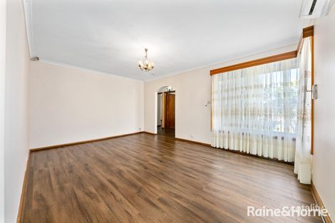 Property photo of 24 Magnus Street St Albans VIC 3021