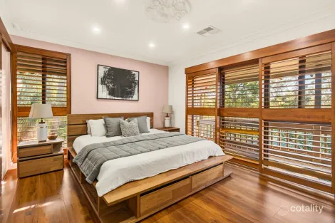 Property photo of 24 Yale Close North Rocks NSW 2151