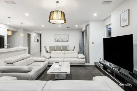 Property photo of 5 The Strand Lightsview SA 5085