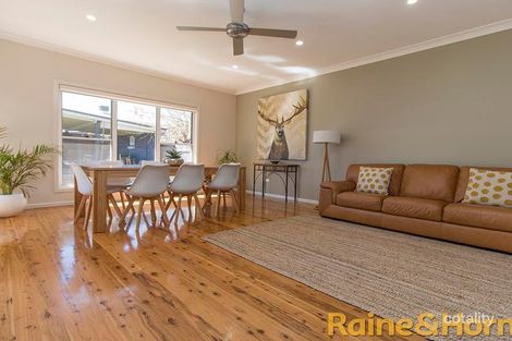 Property photo of 10 Brigalow Avenue Dubbo NSW 2830