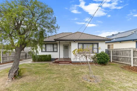 13 Charles St, Traralgon, VIC 3844
