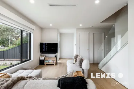 Property photo of 25 Glenroy Road Glenroy VIC 3046