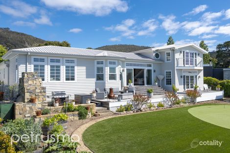 38 Flinders Esp, Taroona, TAS 7053