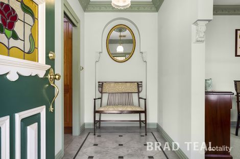 Property photo of 9 Inglebrae Court Essendon VIC 3040