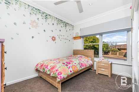 Property photo of 6 Fifth Avenue White Hills VIC 3550