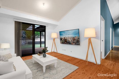Property photo of 15 Woodburn Place Ferny Hills QLD 4055