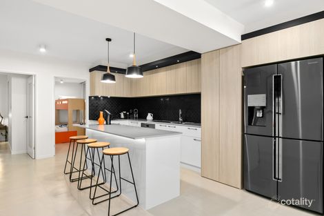 Property photo of 21/9 Veivers Road Palm Cove QLD 4879