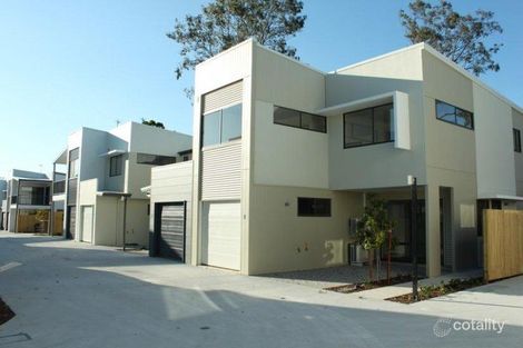 Property photo of 22 Careel Close Helensvale QLD 4212