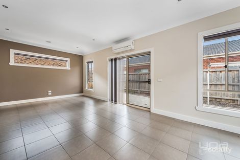 Property photo of 22 Acumin Street Brookfield VIC 3338