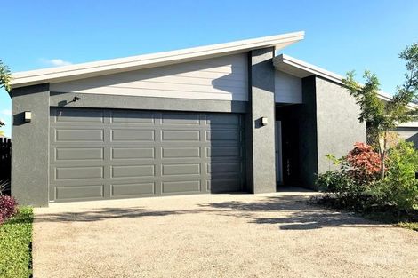 Property photo of 53 Thornborough Circuit Smithfield QLD 4878