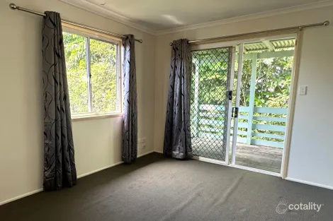 5 Maple Cl, Stapylton, QLD 4207