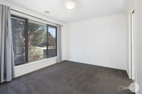 Property photo of 10 Nathanael Place Ballarat East VIC 3350