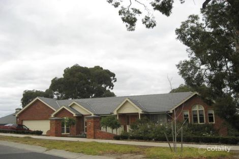 35 Yellow Gum Bvd, Sunbury, VIC 3429