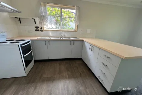 Property photo of 5 Maple Close Stapylton QLD 4207