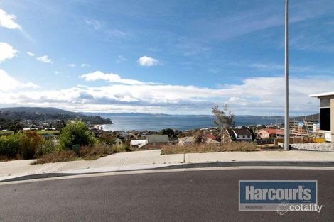 Property photo of 4 Caladium Place Blackmans Bay TAS 7052